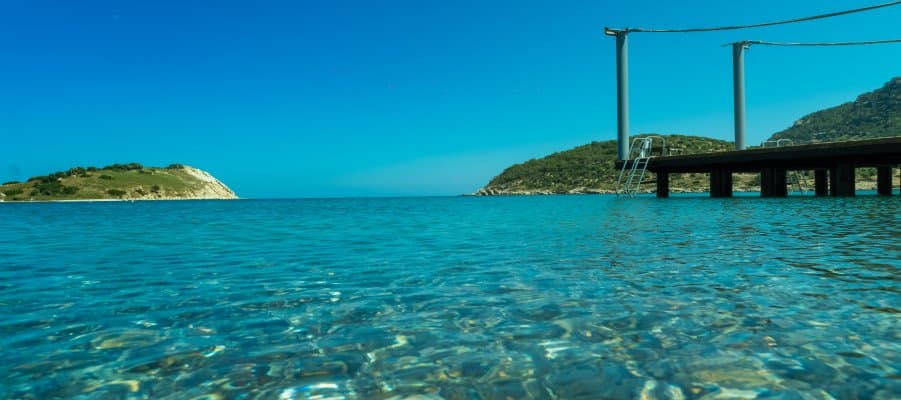Das türkisfarbene Wasser von Tisan