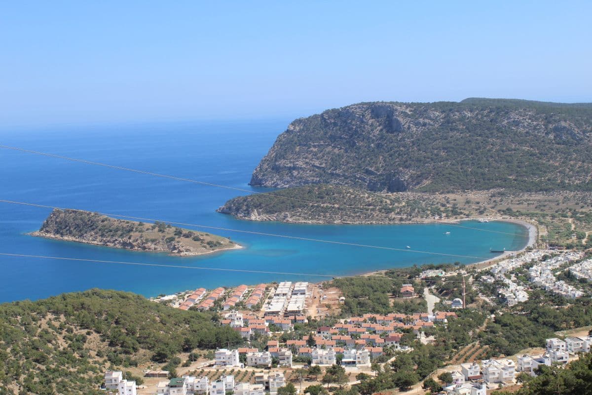 Küstenlinie als Referenz für eine lesbare Route